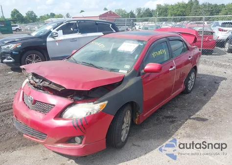 2010 Toyota Corolla S z USA, uszkodzony, nr VIN 2T1BU4EE7AC496432